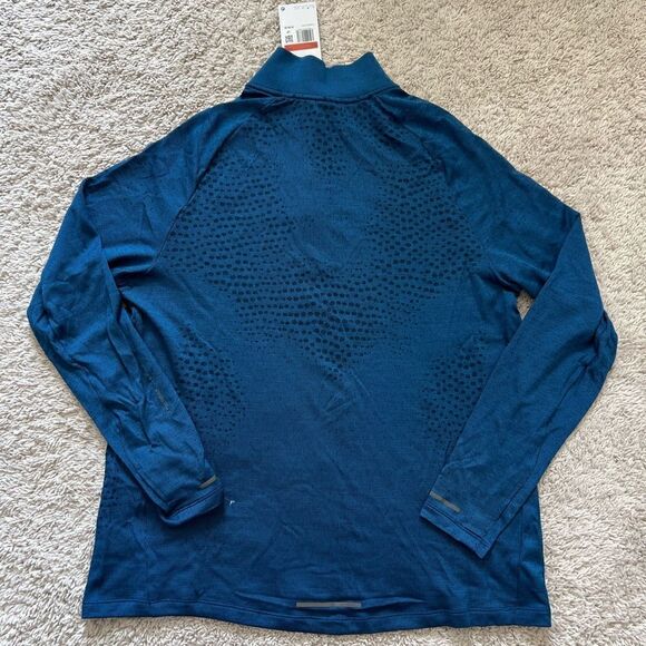 Nike Running Division Therma-Fit ADV Dri-Fit Shirt - Picture 9 of 11